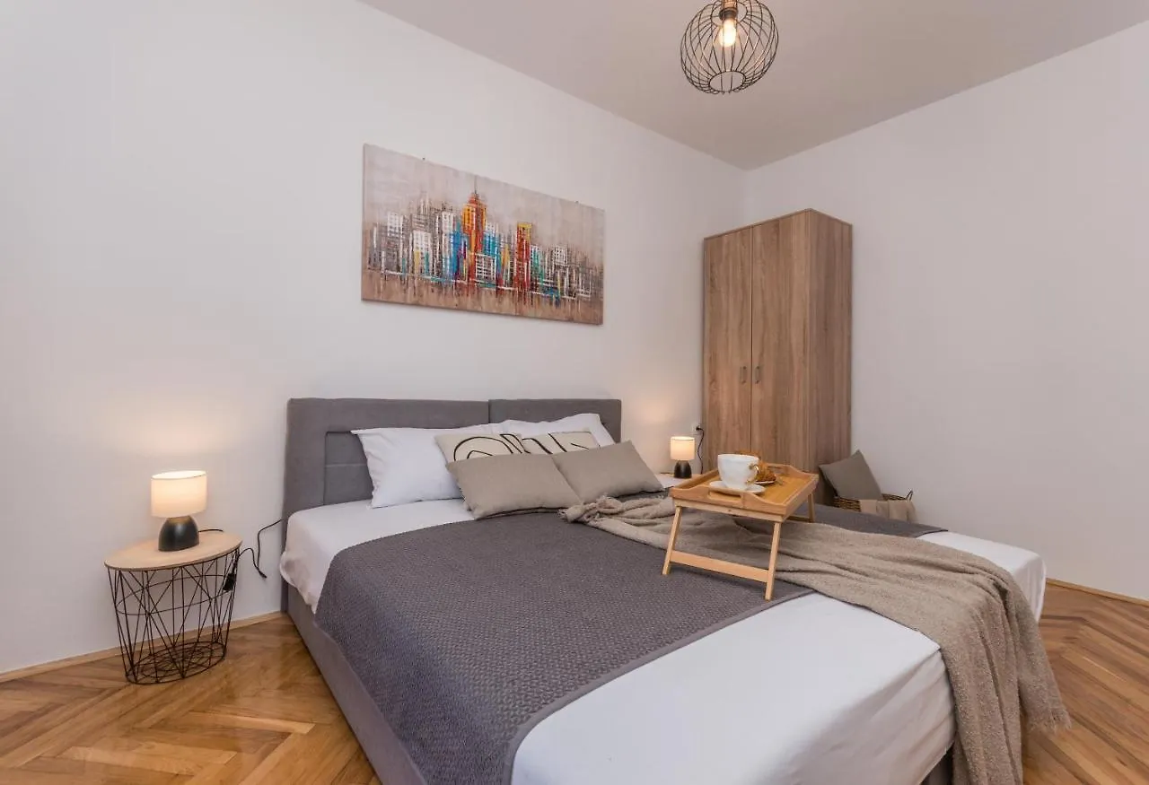 Apartmani A&M Biograd Na Moru