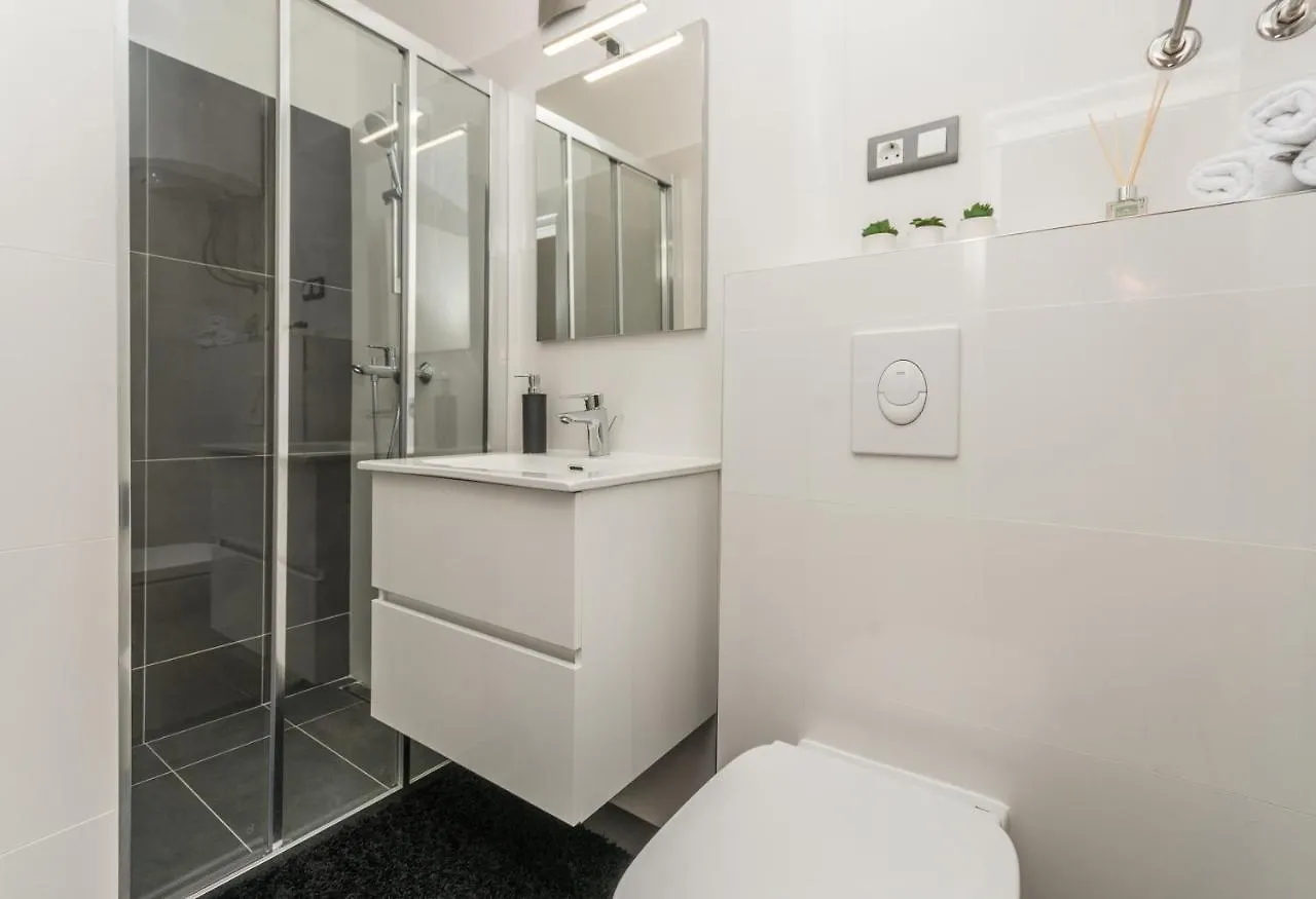 Apartmani A&M Biograd Na Moru